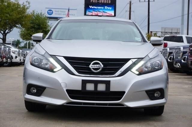  2017 Nissan Altima 3.5 SL For Sale Specifications, Price and Images