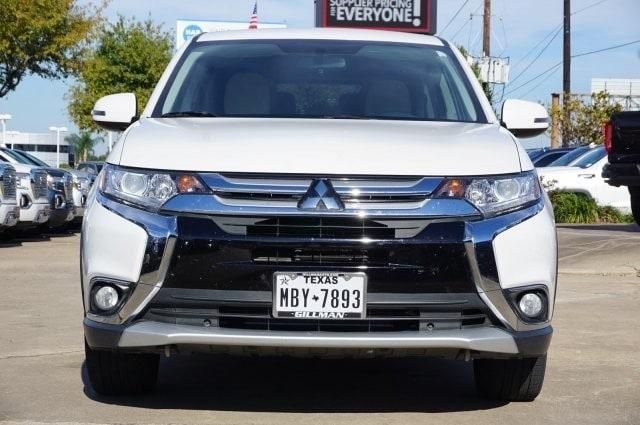  2016 Mitsubishi Outlander SE For Sale Specifications, Price and Images
