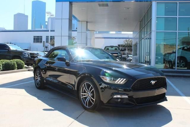  2017 Ford Mustang EcoBoost Premium