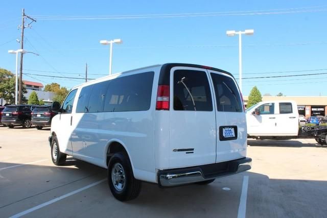  2015 Chevrolet Express 3500 LT For Sale Specifications, Price and Images