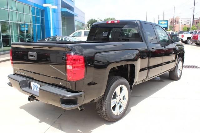  2019 Chevrolet Silverado 1500 LD Custom For Sale Specifications, Price and Images
