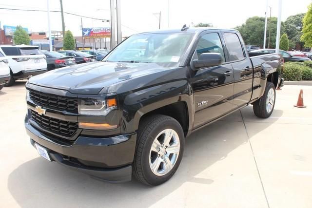  2019 Chevrolet Silverado 1500 LD Custom For Sale Specifications, Price and Images