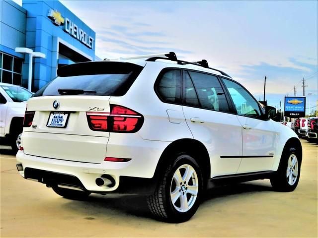  2011 BMW X5 xDrive35d For Sale Specifications, Price and Images
