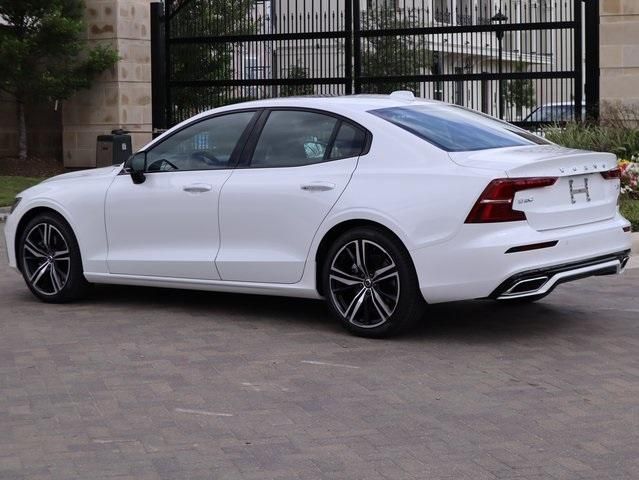  2019 Volvo S60 T5 R-Design For Sale Specifications, Price and Images