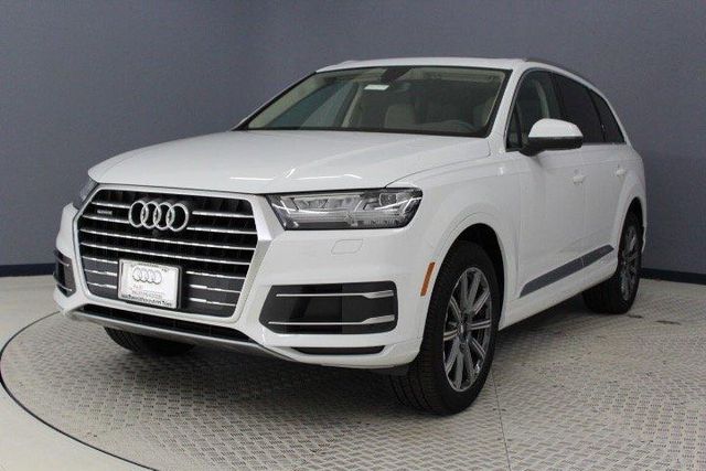  2019 Audi Q7 45 SE Premium Plus For Sale Specifications, Price and Images