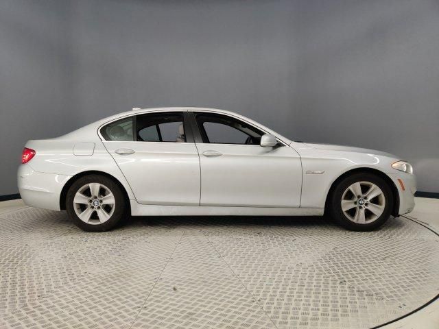  2012 BMW 528 i For Sale Specifications, Price and Images