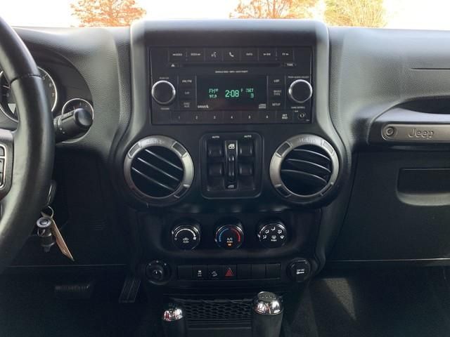  2012 Jeep Wrangler Unlimited Freedom Edition For Sale Specifications, Price and Images