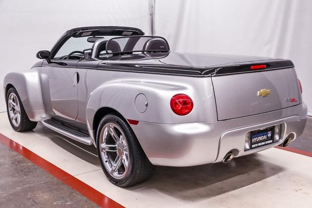  2006 Chevrolet SSR Base For Sale Specifications, Price and Images