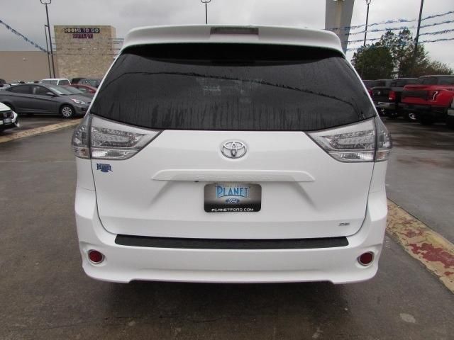  2016 Toyota Sienna SE For Sale Specifications, Price and Images