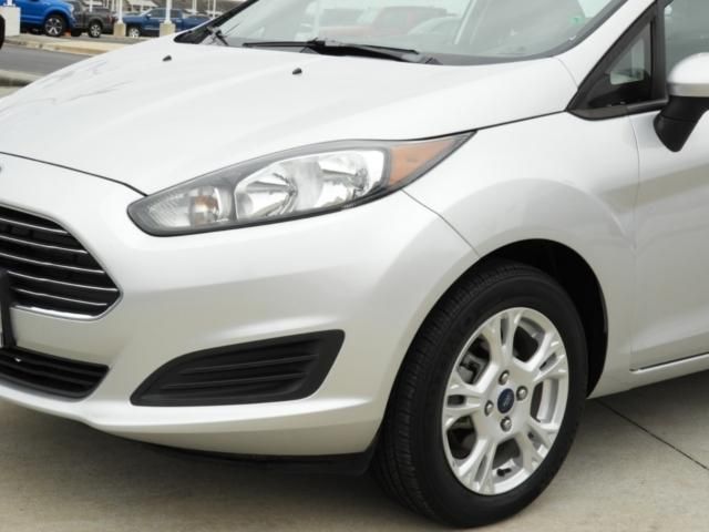  2015 Ford Fiesta SE For Sale Specifications, Price and Images