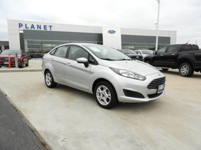  2015 Ford Fiesta SE For Sale Specifications, Price and Images