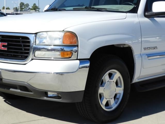  2004 GMC Yukon XL 1500 SLT For Sale Specifications, Price and Images