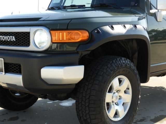  2010 Toyota FJ Cruiser For Sale Specifications, Price and Images