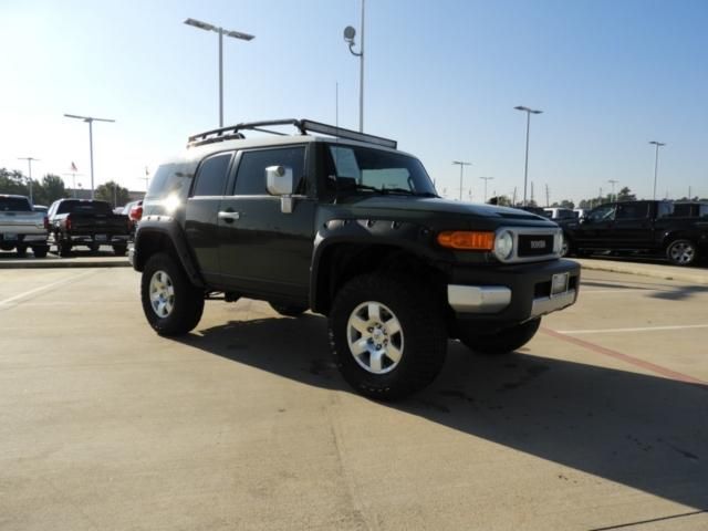  2010 Toyota FJ Cruiser For Sale Specifications, Price and Images