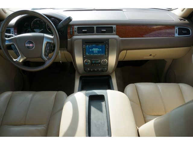  2007 GMC Yukon XL SLT For Sale Specifications, Price and Images