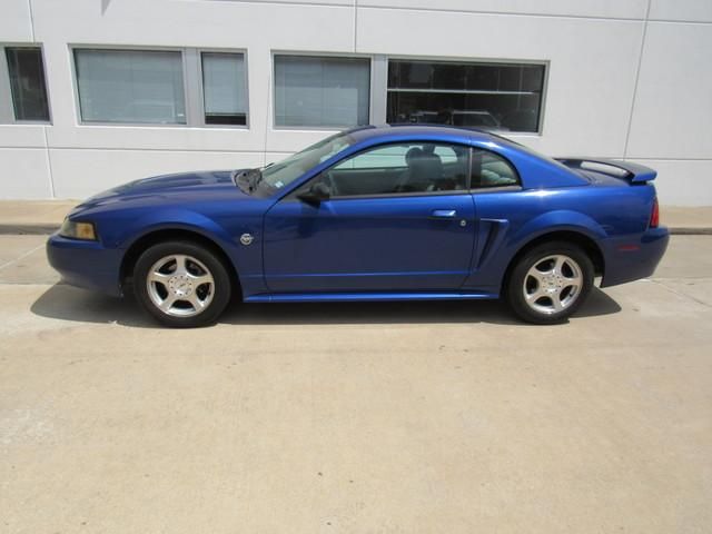  2004 Ford Mustang Deluxe For Sale Specifications, Price and Images
