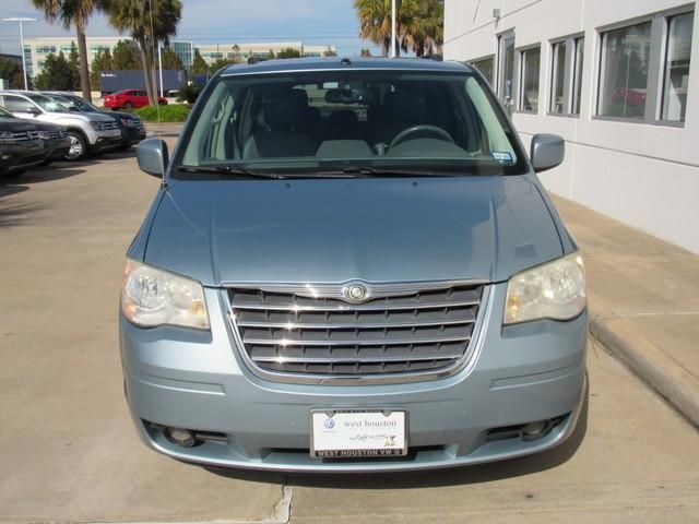  2009 Chrysler Town & Country Touring For Sale Specifications, Price and Images