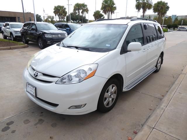  2006 Toyota Sienna XLE For Sale Specifications, Price and Images