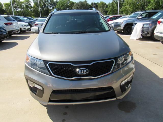  2012 Kia Sorento SX For Sale Specifications, Price and Images