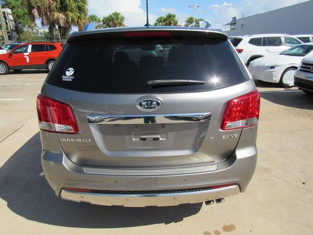  2012 Kia Sorento SX For Sale Specifications, Price and Images