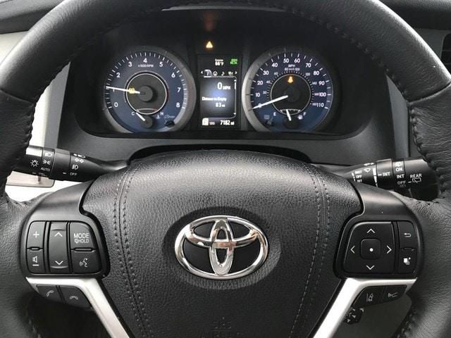 Certified 2020 Toyota Sienna XLE Premium For Sale Specifications, Price and Images