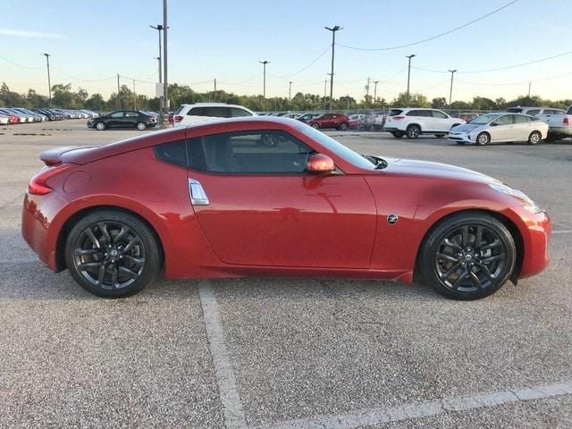  2015 Nissan 370Z Base For Sale Specifications, Price and Images