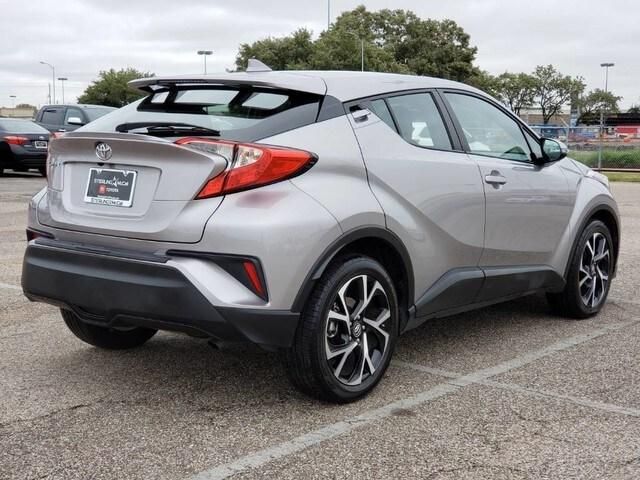  2018 Toyota C-HR XLE For Sale Specifications, Price and Images