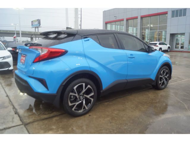  2019 Toyota C-HR XLE For Sale Specifications, Price and Images