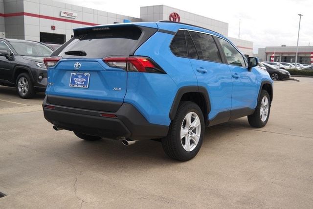  2020 Toyota RAV4 XLE For Sale Specifications, Price and Images