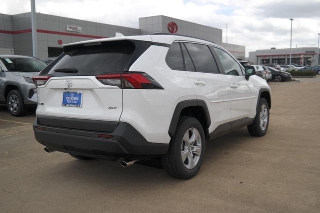  2020 Toyota RAV4 XLE For Sale Specifications, Price and Images