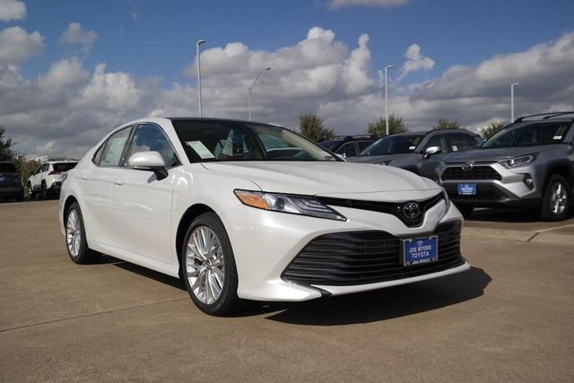  2020 Toyota Camry XLE