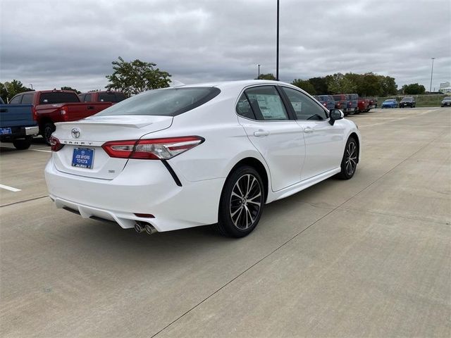  2020 Toyota Camry SE For Sale Specifications, Price and Images