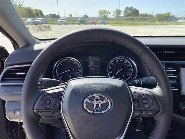  2020 Toyota Camry SE Nightshade For Sale Specifications, Price and Images