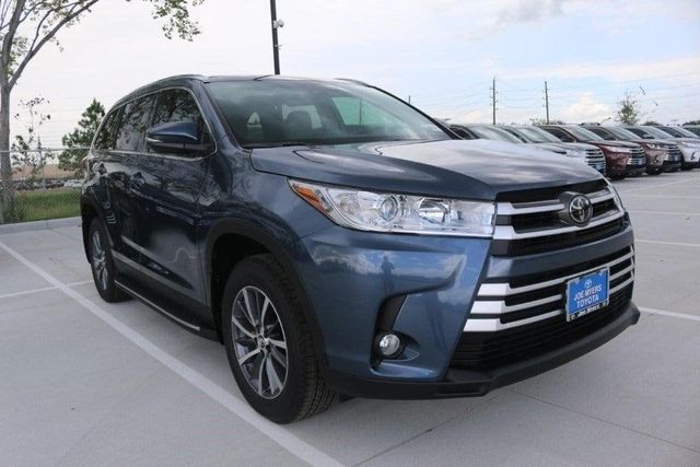  2019 Toyota Highlander XLE For Sale Specifications, Price and Images