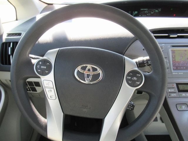  2015 Toyota Prius Three For Sale Specifications, Price and Images