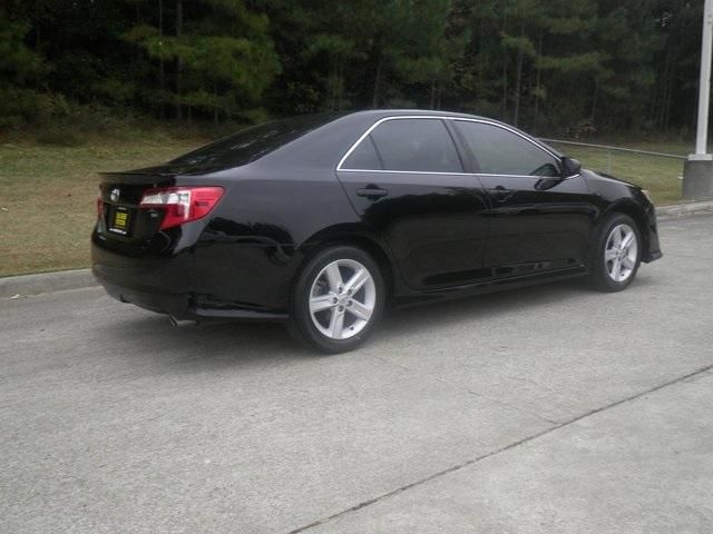  2012 Toyota Camry SE For Sale Specifications, Price and Images