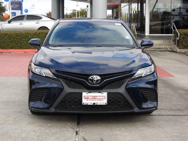  2018 Toyota Camry SE For Sale Specifications, Price and Images