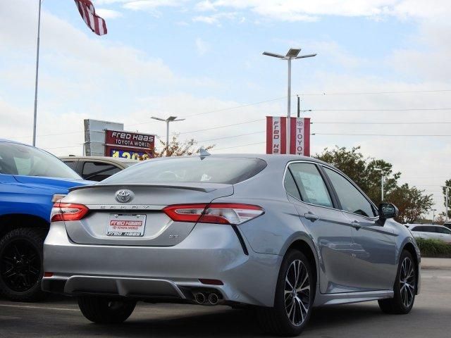  2020 Toyota Camry SE For Sale Specifications, Price and Images