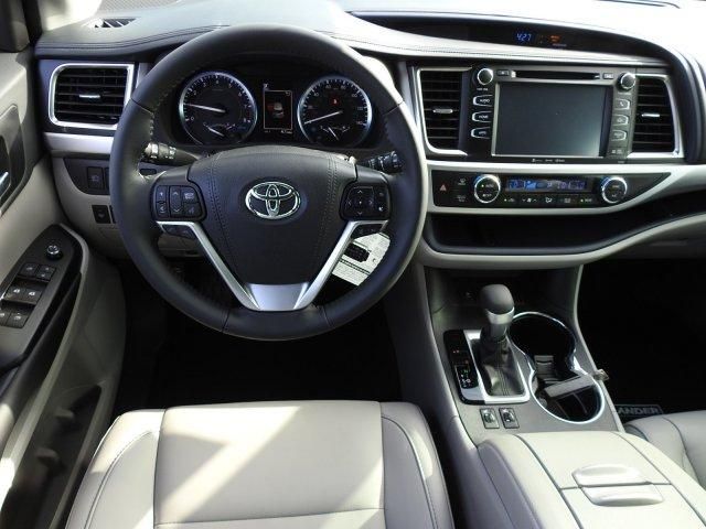  2019 Toyota Highlander For Sale Specifications, Price and Images