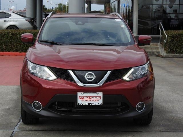  2019 Nissan Rogue Sport SL For Sale Specifications, Price and Images