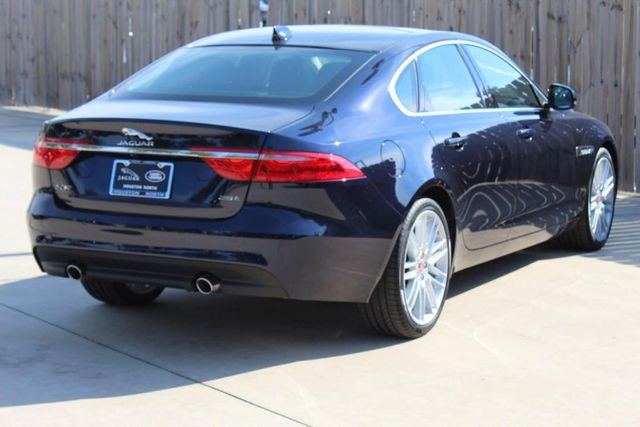  2020 Jaguar XF 25t Prestige For Sale Specifications, Price and Images