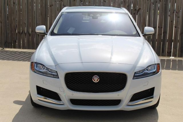  2020 Jaguar XF 25t Prestige For Sale Specifications, Price and Images