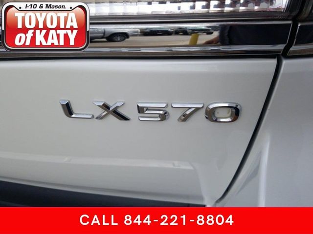  2013 Lexus LX 570 Base For Sale Specifications, Price and Images