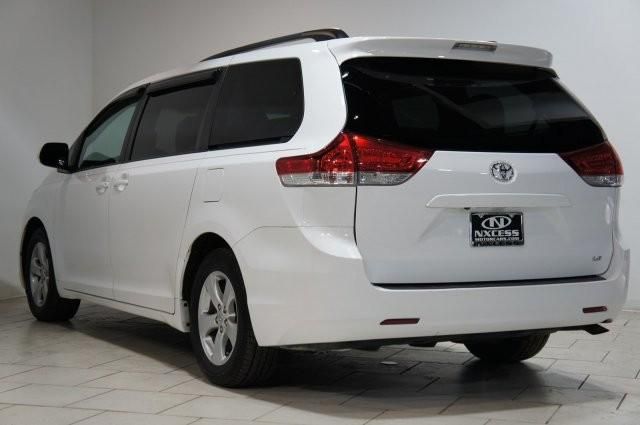  2013 Toyota Sienna LE For Sale Specifications, Price and Images