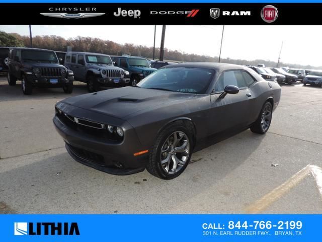  2017 Dodge Challenger SXT For Sale Specifications, Price and Images