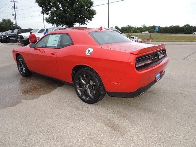  2019 Dodge Challenger SXT For Sale Specifications, Price and Images