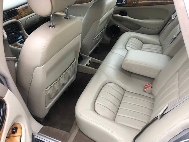  2001 Jaguar XJ8 For Sale Specifications, Price and Images
