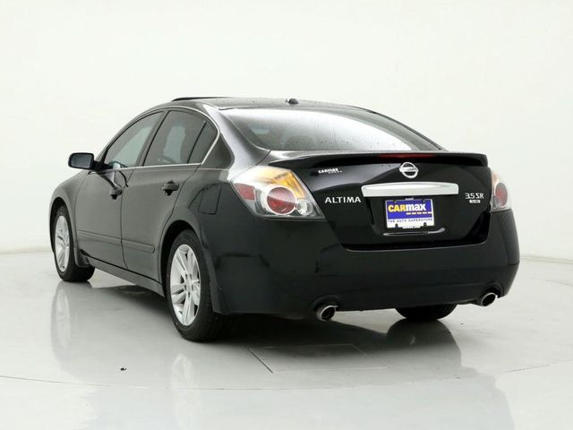  2011 Nissan Altima 3.5 SR For Sale Specifications, Price and Images