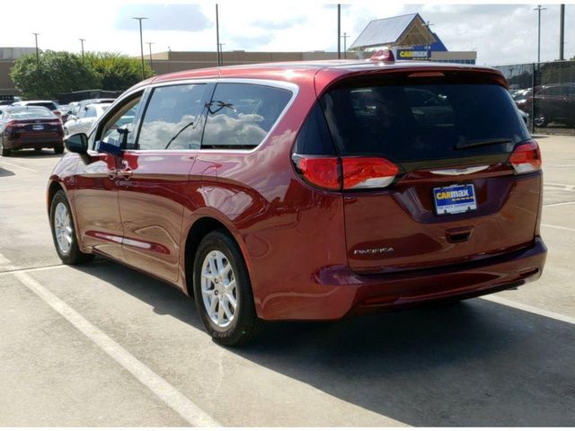  2017 Chrysler Pacifica LX For Sale Specifications, Price and Images