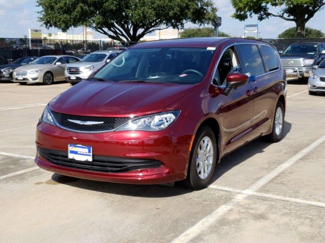  2017 Chrysler Pacifica LX For Sale Specifications, Price and Images